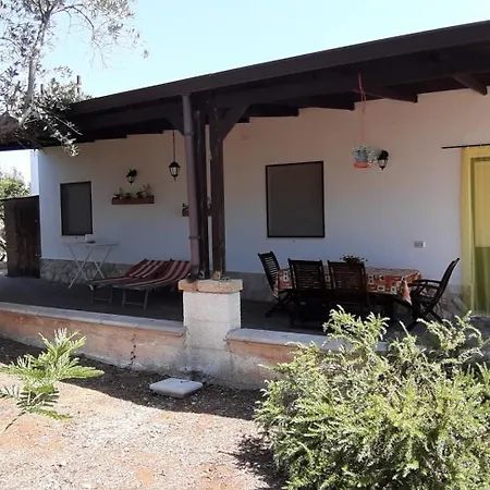 La Casetta Di Francesca 度假居 莱乌卡